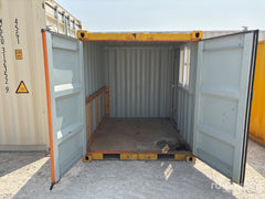 Container 10 Pieds avec Porte d'Homme et Fenêtre Isolée usager
