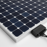 Panneau solaire - gros plan cellules photovoltaïques