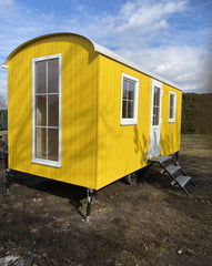 Tiny House mobile 4 saisons – 20 x 8 pi – Structure acier et bois – Finition complète