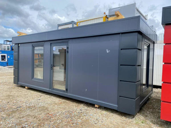 Bureau mobile 4 saisons – 40 x 8 pi – Double vitrage – Salle de bain intégrée