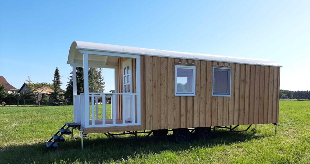 Unité mobile 4 saisons sur remorque – 30 x 10 pi avec auvent intégré