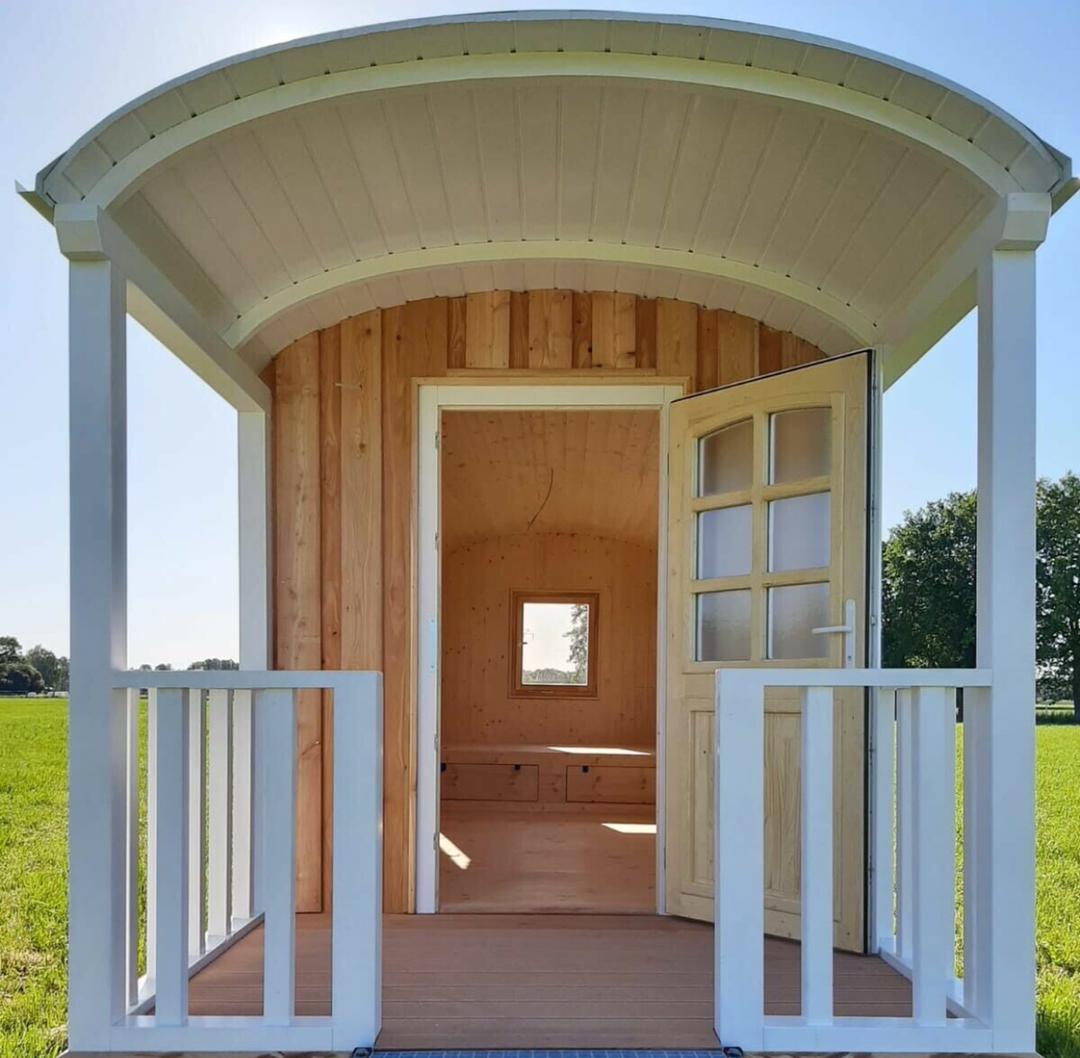 Unité mobile 4 saisons sur remorque – 30 x 10 pi avec auvent intégré