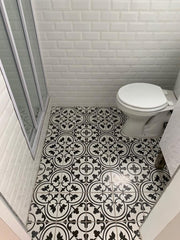 Container maritime  bureau mobile 40 pieds x 8, isolé 4 saisons, avec porte, fenêtre et toilette