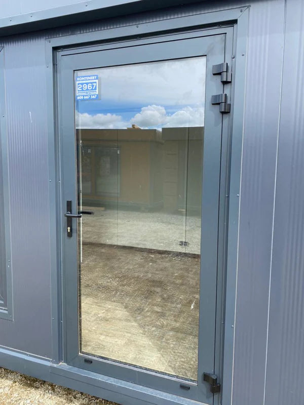 Bureau mobile 4 saisons – 40 x 8 pi – Double vitrage – Salle de bain intégrée