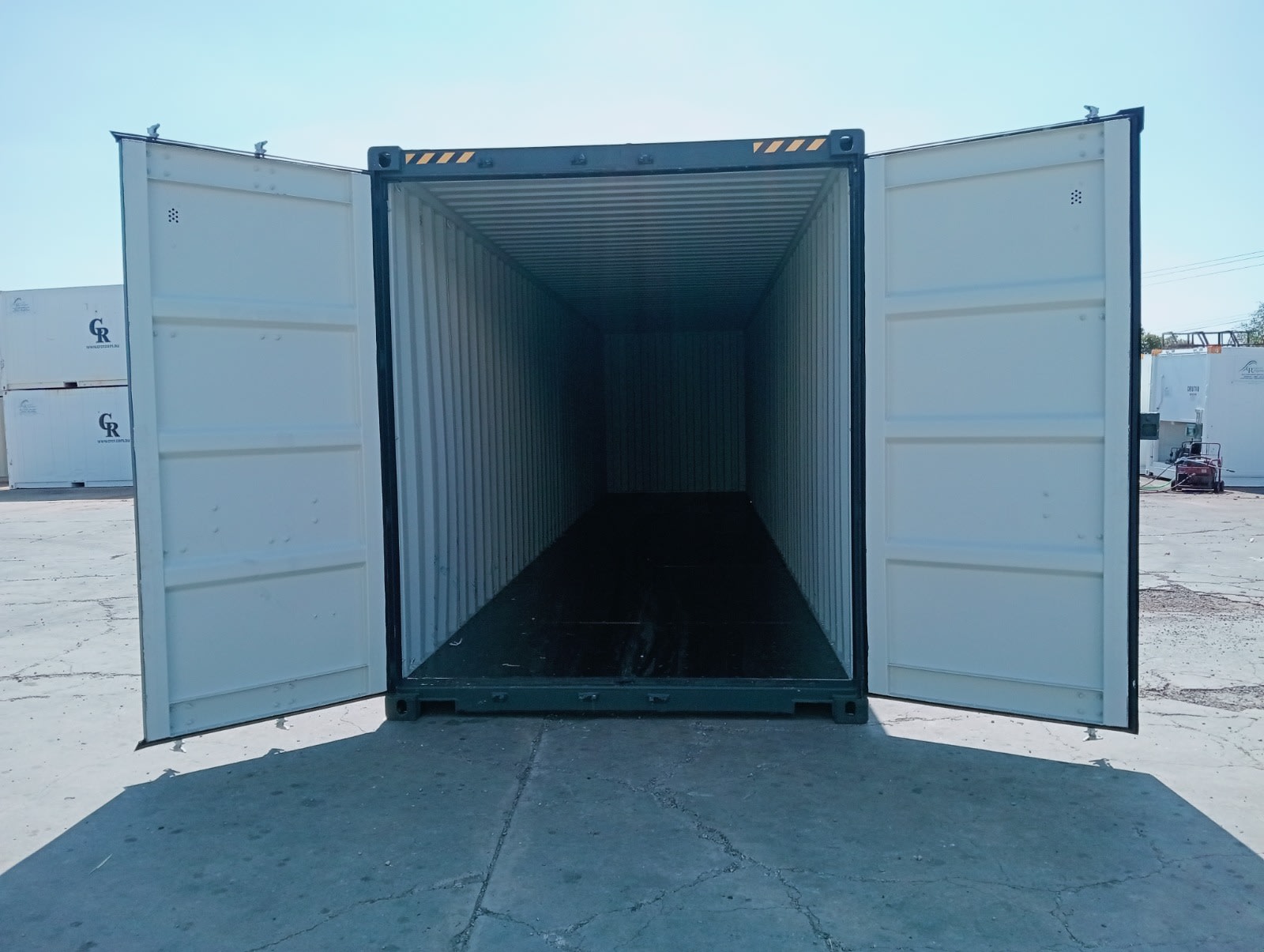 Container 40 Pieds HC (Haute Capacité) - Espace de Stockage Extra Large et Résistant