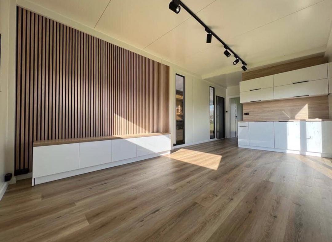 Maison mobile T2 en conteneur – 40 x 10 pi – Haut standing – 4 saisons – Clé en main